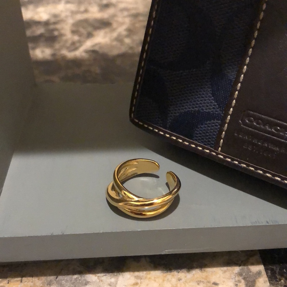 💍 Layered Design Ring US 8 - Picture 4 of 9